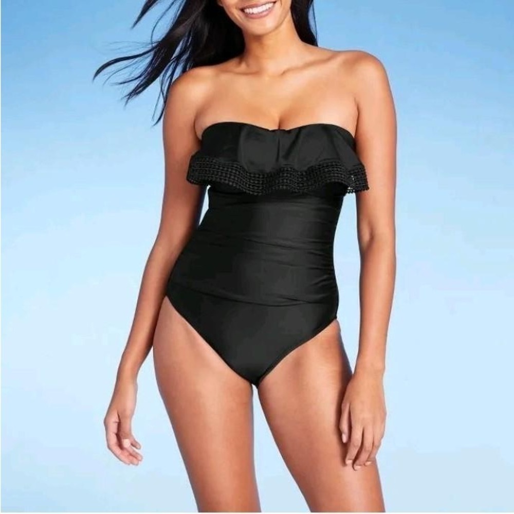 Women's Crochet Flounce High Coverage One Piece Swimsuit Kona Sol Black Size S